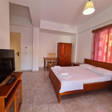 Sunlight Apartments Gjordeni Εξαμίλιο Εξωτερικό φωτογραφία