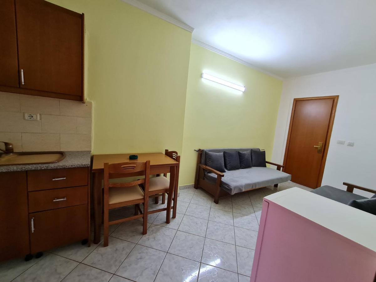 Sunlight Apartments Gjordeni Εξαμίλιο Εξωτερικό φωτογραφία