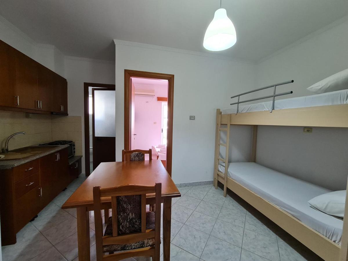 Sunlight Apartments Gjordeni Εξαμίλιο Εξωτερικό φωτογραφία